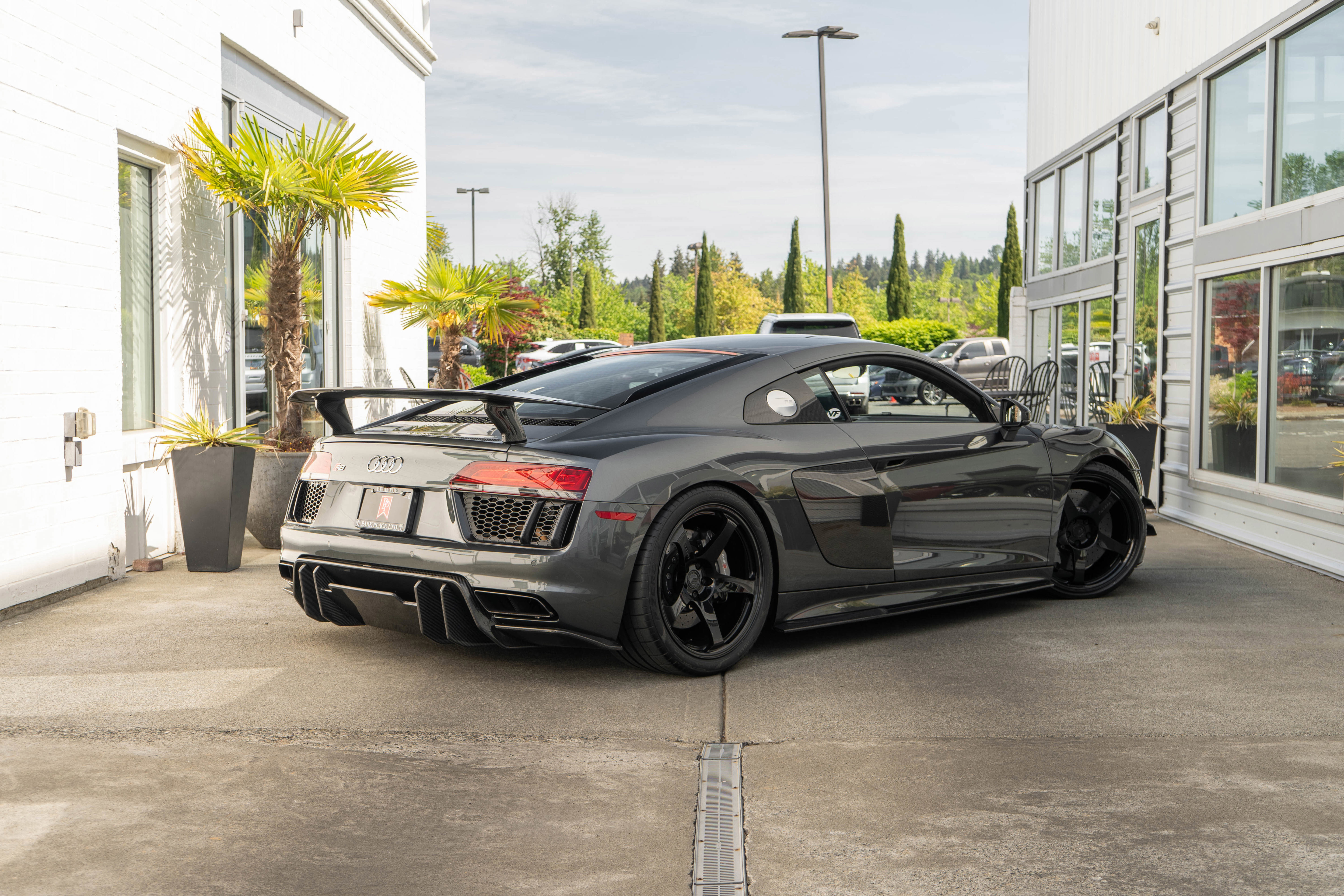 Used 2017 Audi R8 V10 plus AWD/4WD image 9