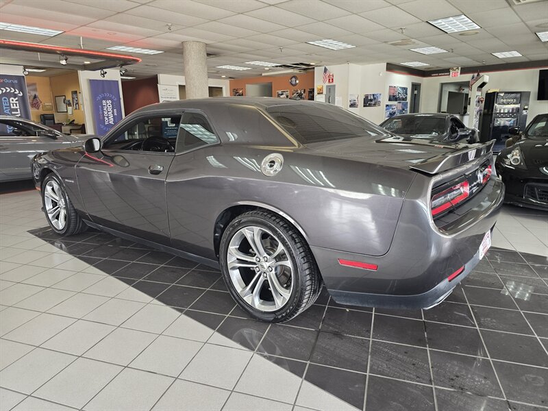 Used 2021 Dodge Challenger R/T RWD image 5