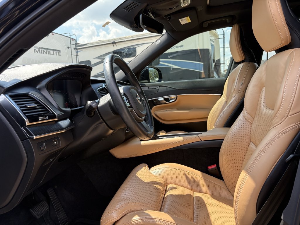 Used 2022 Volvo XC90 T6 Inscription w/ Advanced Package AWD/4WD image 13