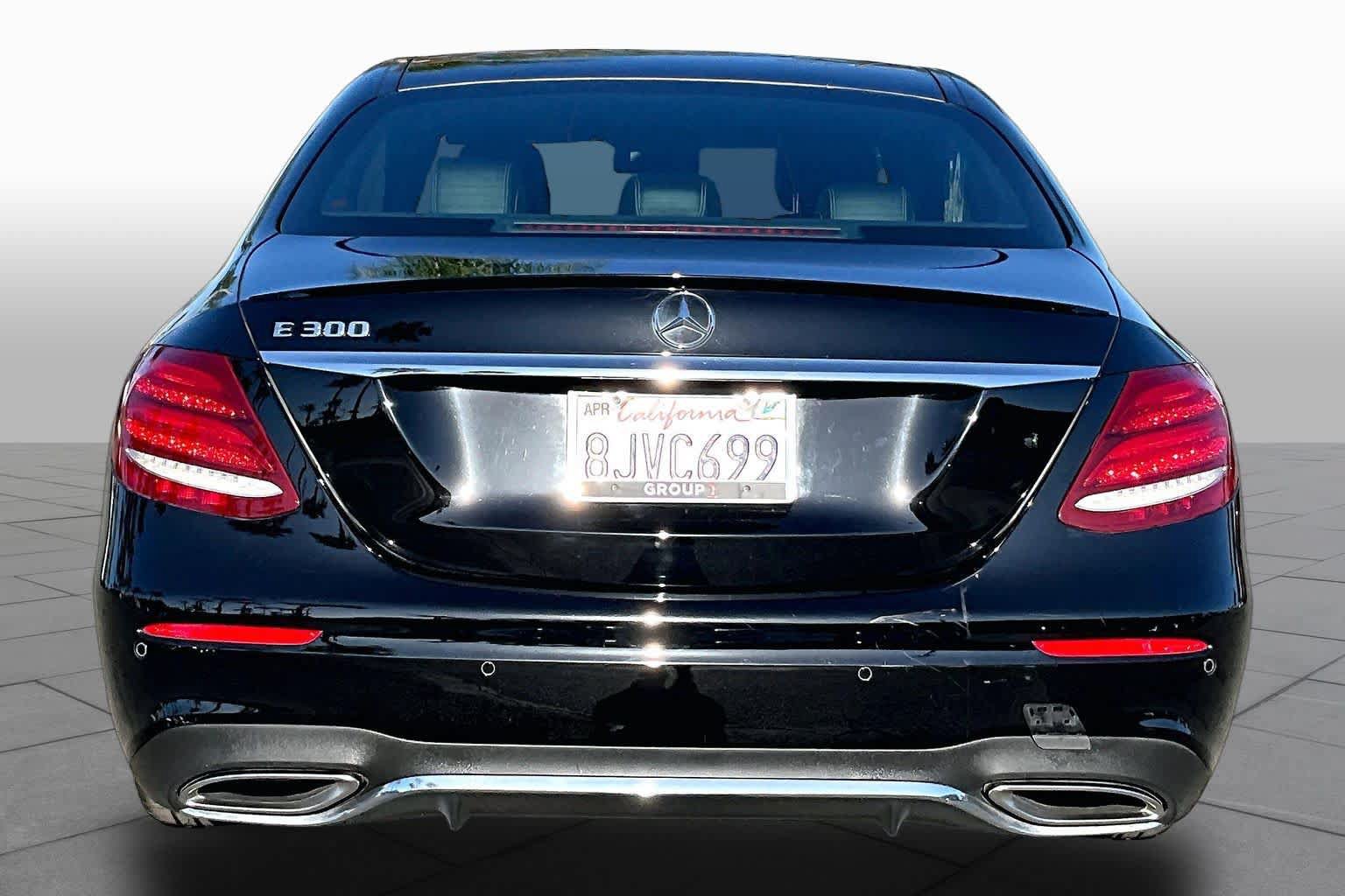 Used 2019 Mercedes-Benz E 300 image 4