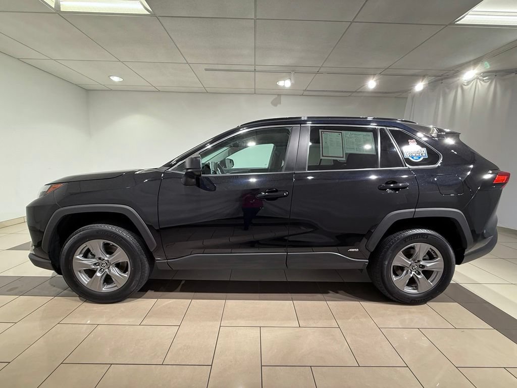 Certified 2024 Toyota RAV4 LE AWD/4WD image 2