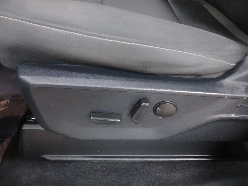 Certified 2023 Ford F150 XLT w/ Equipment Group 302A High image 22