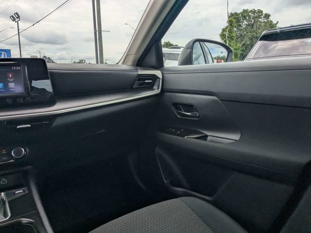 Used 2025 Nissan Kicks S FWD image 16
