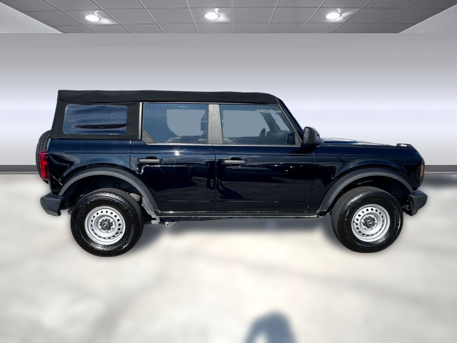 Used 2022 Ford Bronco 4-Door image 6