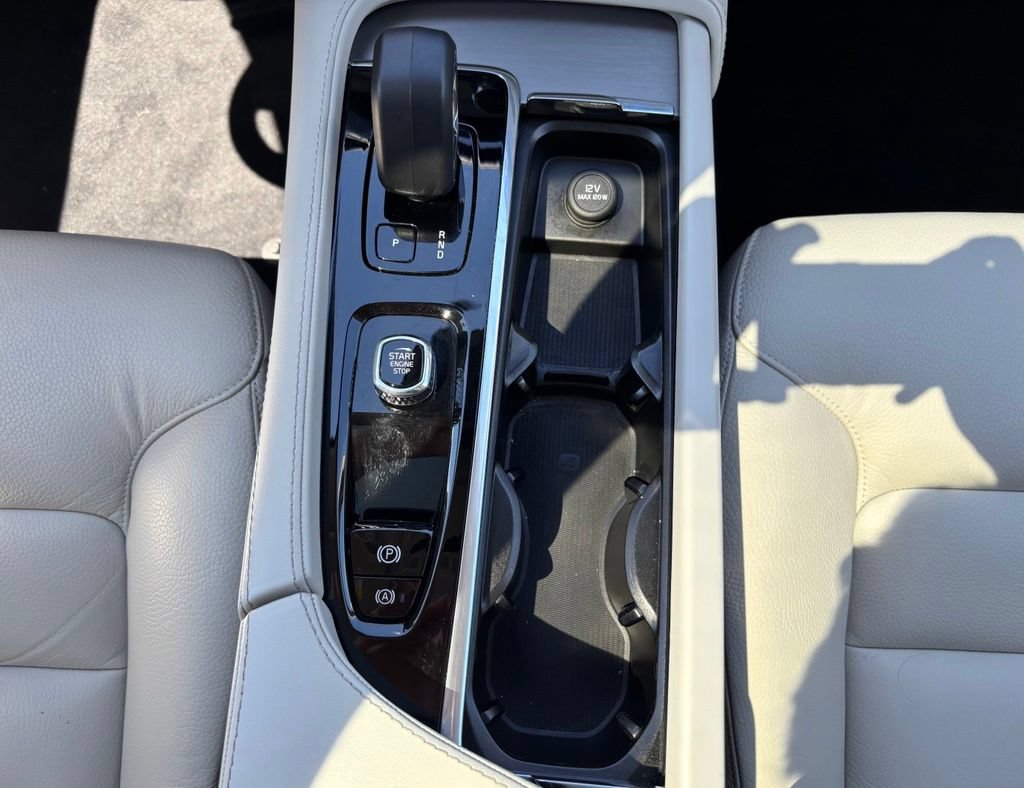 Used 2024 Volvo XC90 B5 Core w/ Climate Package AWD/4WD image 30