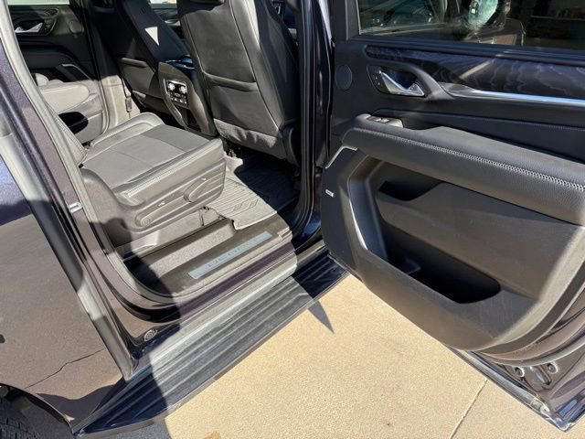 Used 2024 GMC Yukon XL Denali w/ Advanced Technology Package image 23