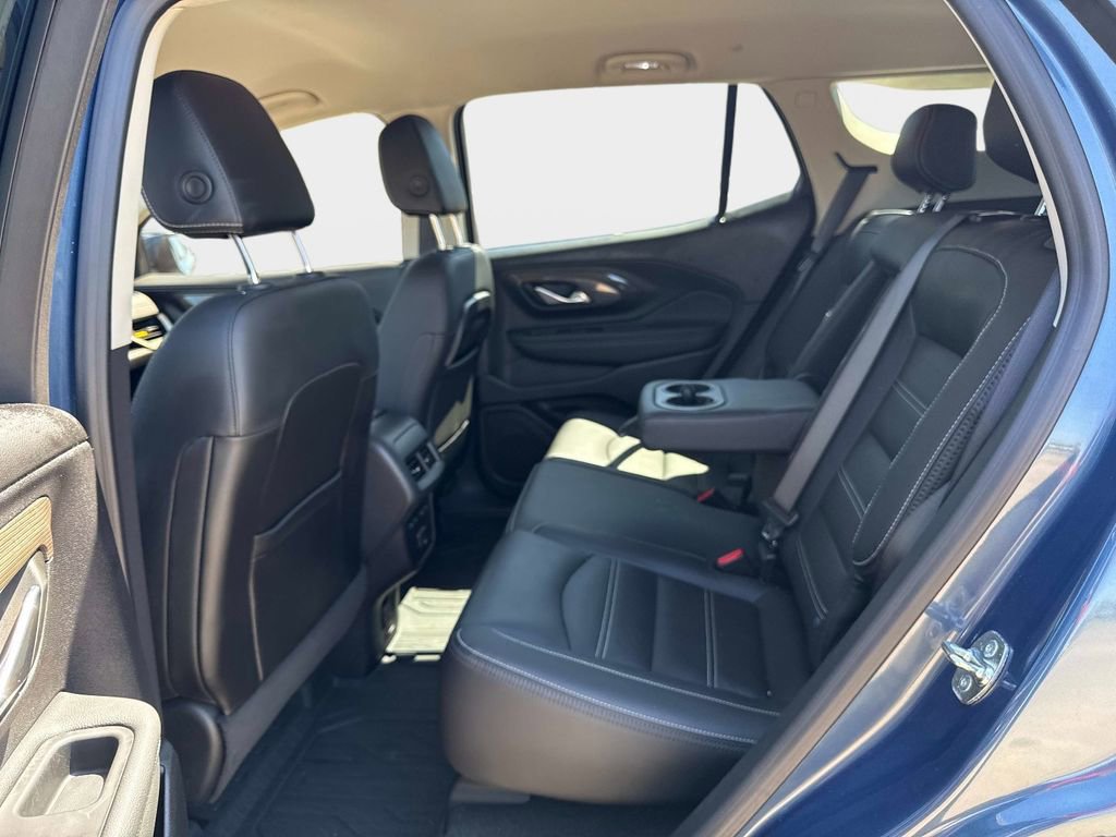 Used 2024 GMC Terrain Denali w/ Denali Premium Package image 14