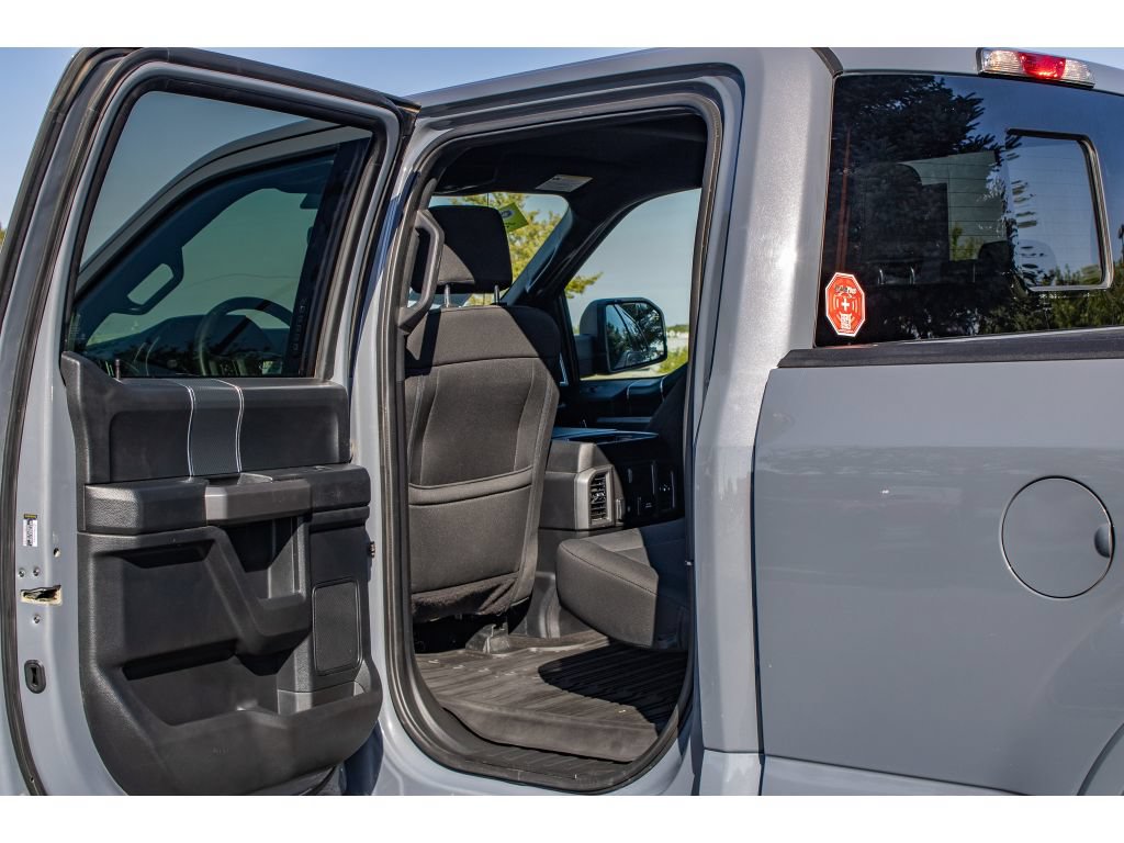 Used 2019 Ford F150 XLT w/ Equipment Group 302A Luxury AWD/4WD image 16