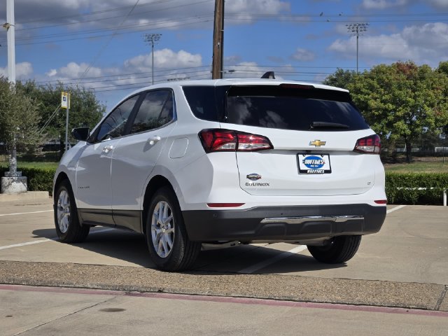 Used 2024 Chevrolet Equinox LT FWD image 3