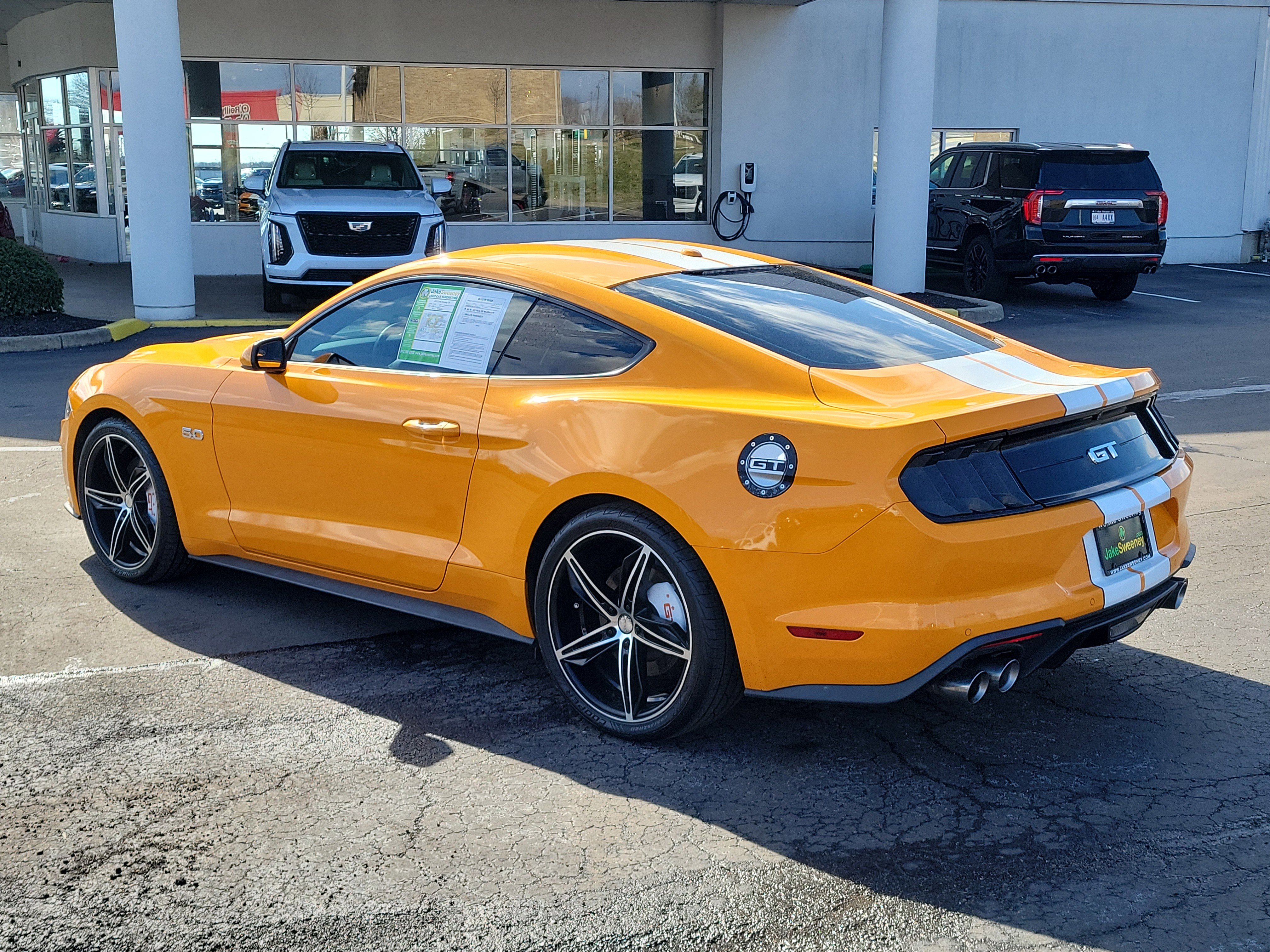 Used 2019 Ford Mustang GT image 3