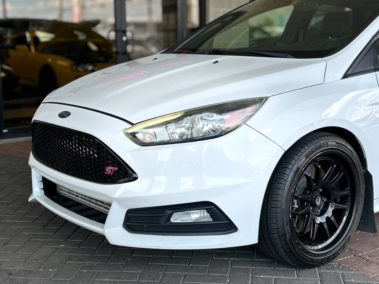 Used 2017 Ford Focus ST FWD image 91