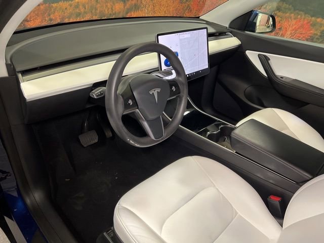 Used 2021 Tesla Model Y Long Range image 18