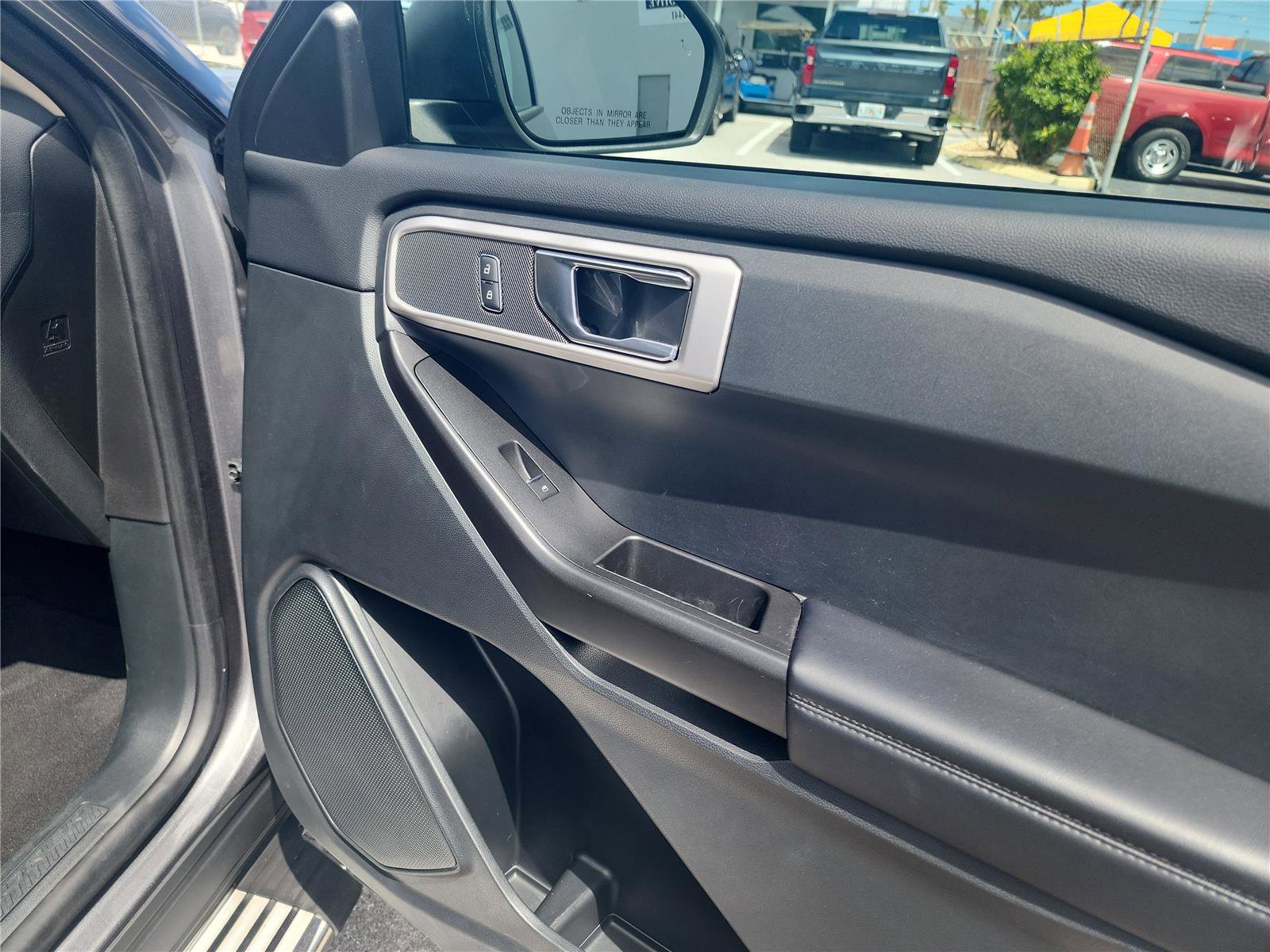 Certified 2021 Ford Explorer 2WD image 27