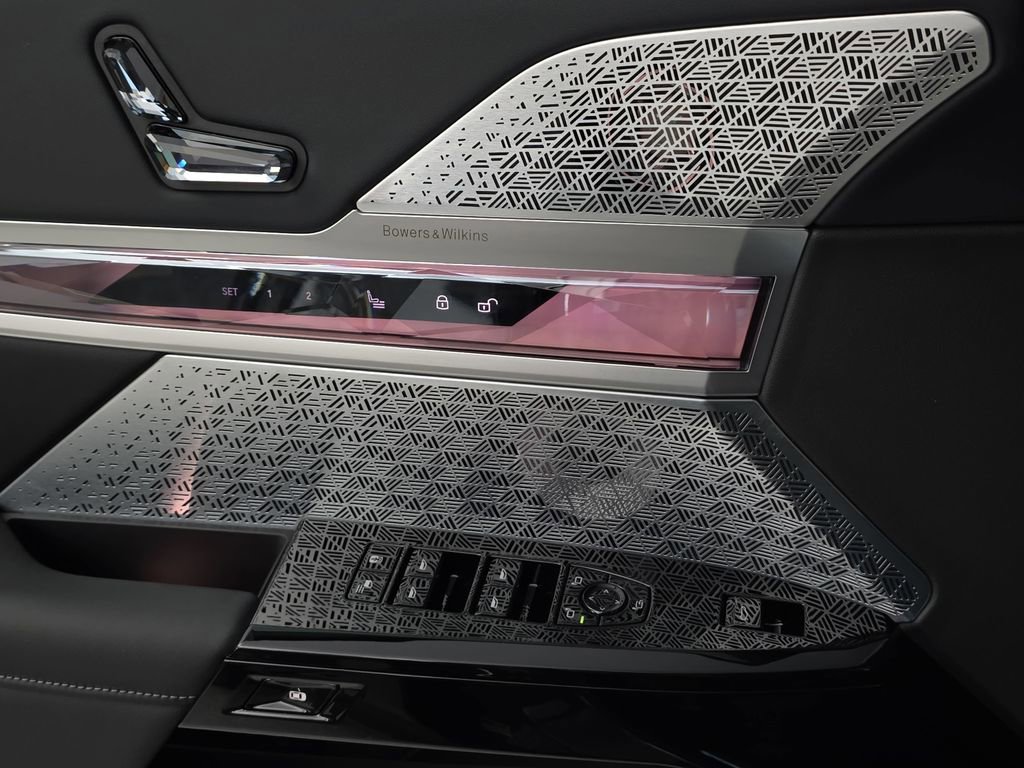 New 2026 BMW 760i xDrive w/ Executive Package image 27