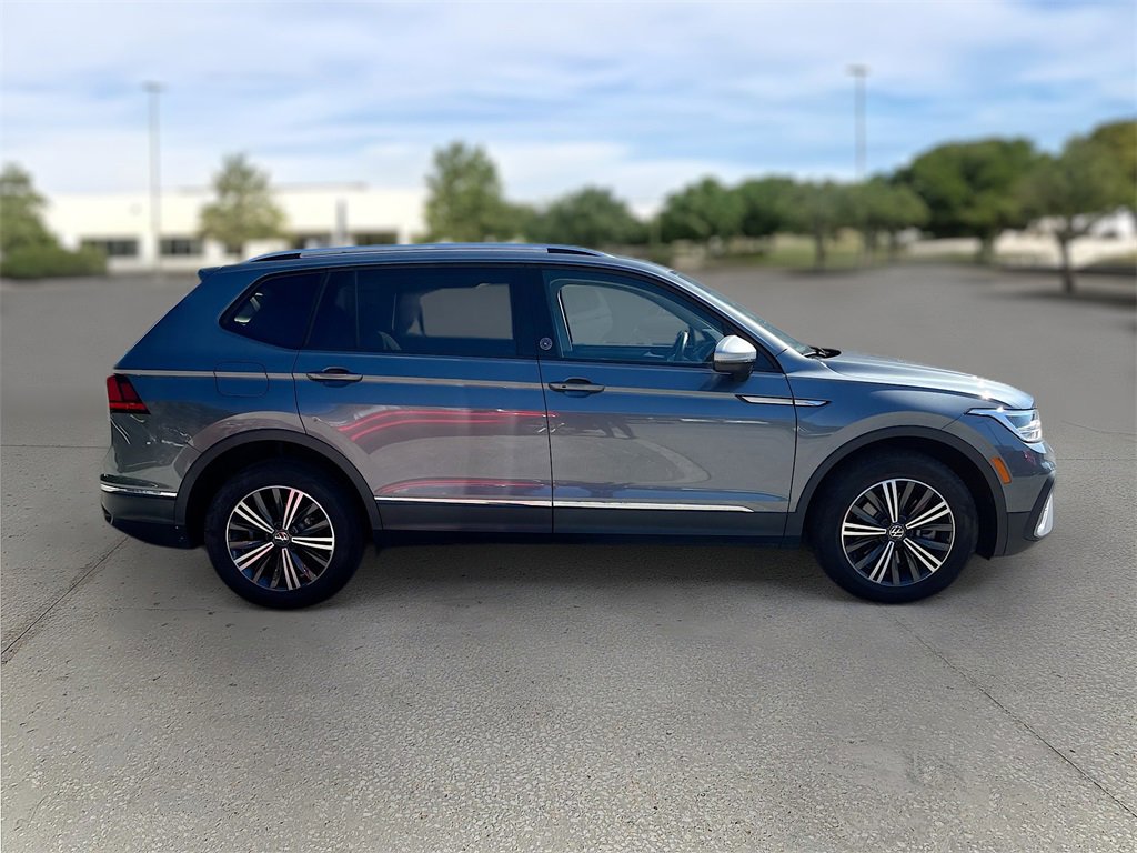 Used 2024 Volkswagen Tiguan Wolfsburg Edition image 8
