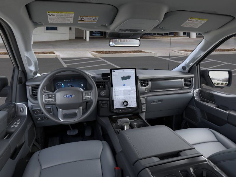 New 2025 Ford F150 Lightning Flash AWD/4WD image 9