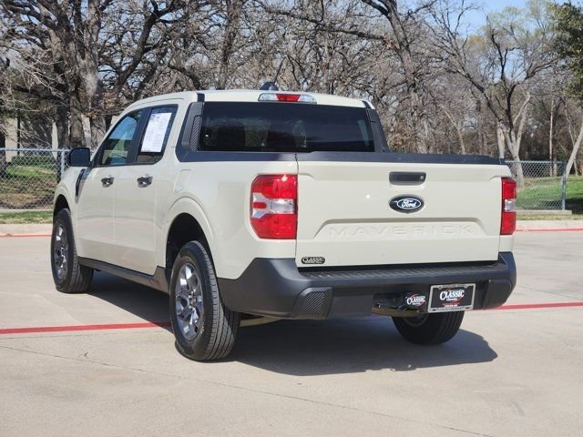 Used 2025 Ford Maverick XLT w/ Equipment Group 302A image 3