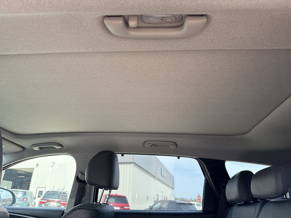 Used 2023 Hyundai Santa Fe Limited image 19