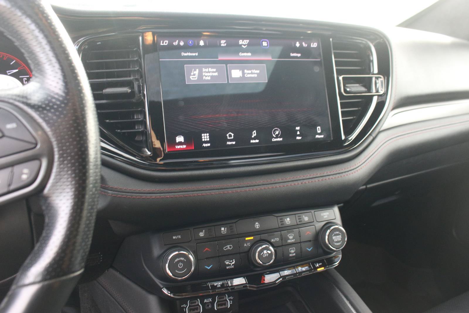 Used 2022 Dodge Durango R/T AWD/4WD image 23