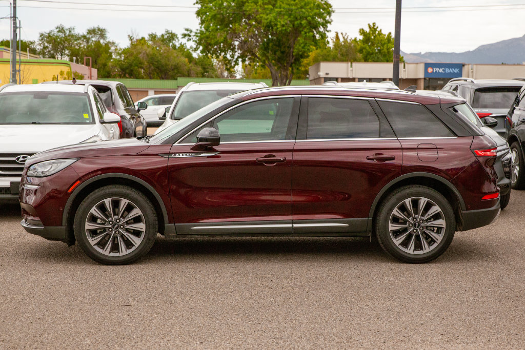 Used 2020 Lincoln Corsair Reserve w/ Equipment Group 201A AWD/4WD image 8