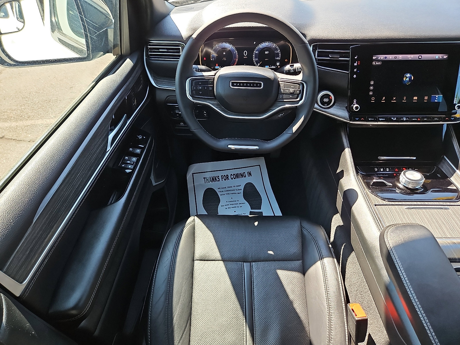 Used 2024 Jeep Wagoneer Series II w/ Flexible Seating Group AWD/4WD image 11