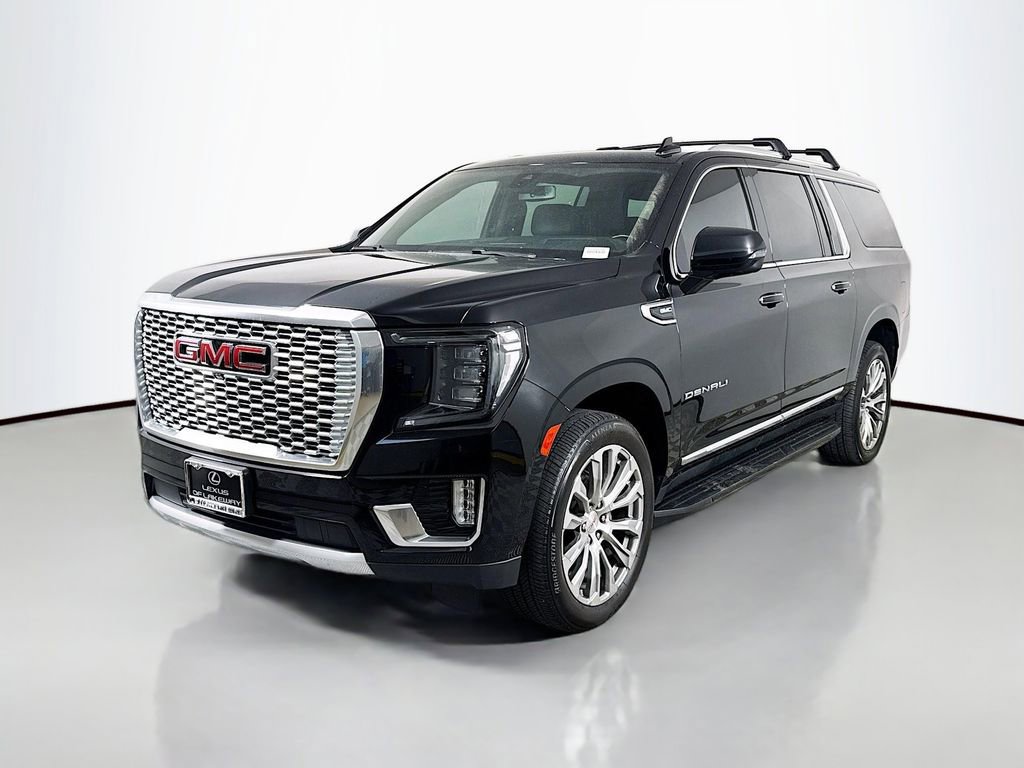 Used 2021 GMC Yukon XL Denali RWD image 1