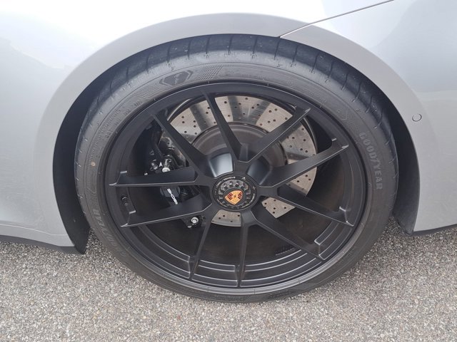 Certified 2025 Porsche 911 Targa 4 GTS image 13