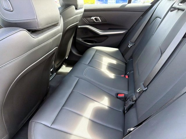 Used 2025 BMW 330i 330i image 12