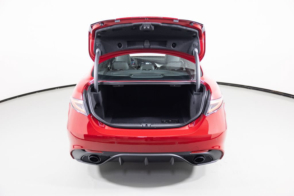 New 2026 Alfa Romeo Giulia AWD image 13