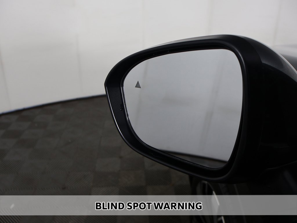 New 2025 Mitsubishi Outlander SEL image 9