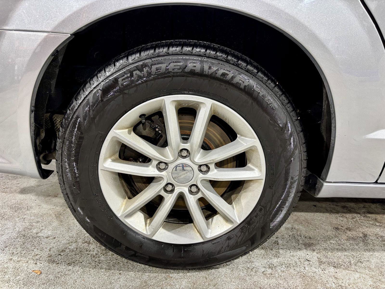 Used 2019 Dodge Grand Caravan SXT image 36