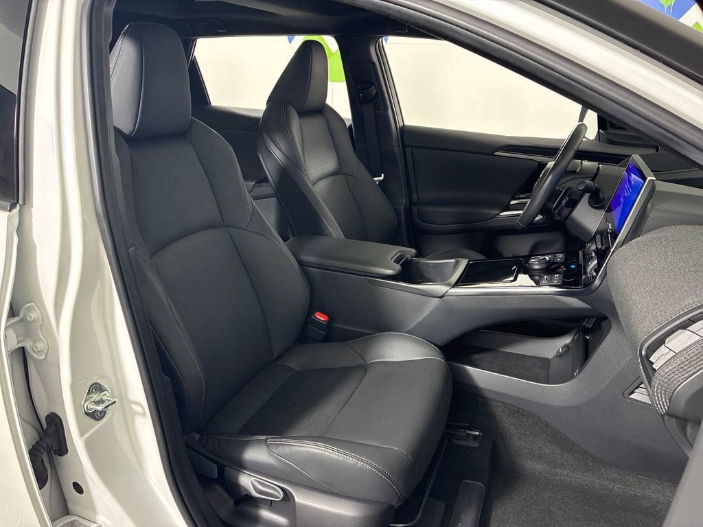 Certified 2023 Subaru Solterra AWD image 36