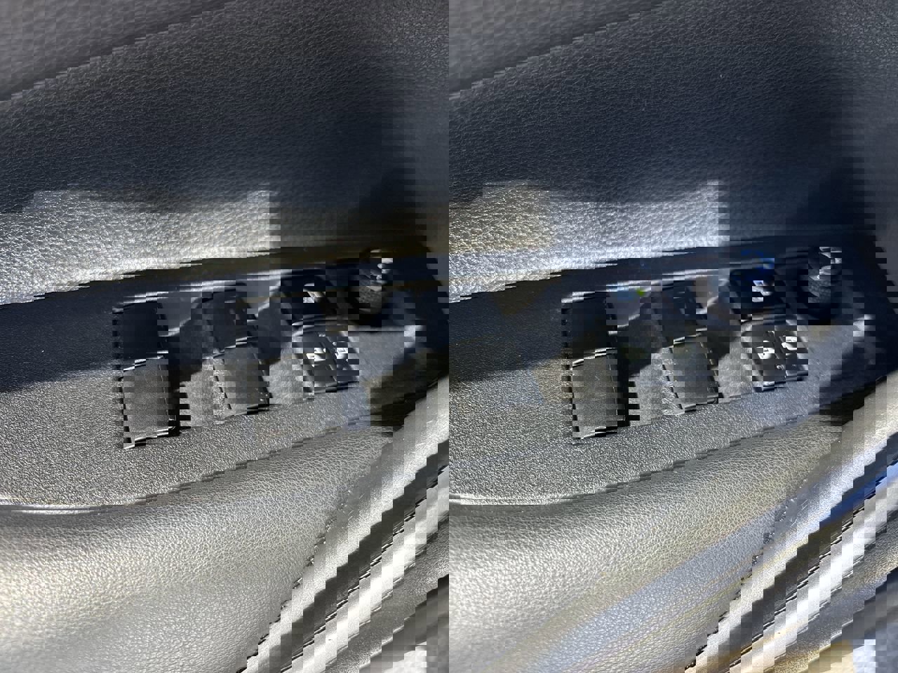 Used 2021 Toyota Corolla SE image 17