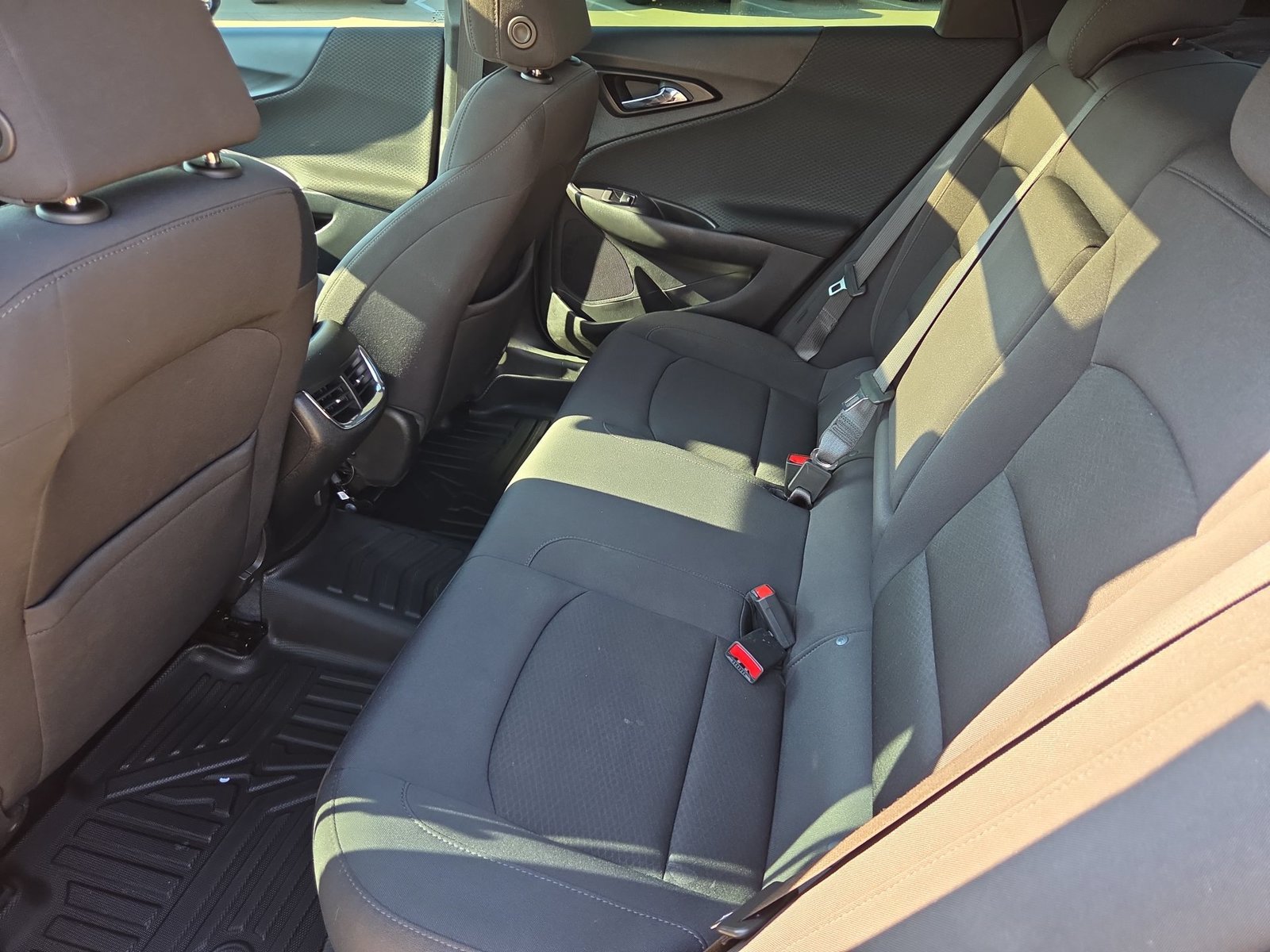 Used 2022 Chevrolet Malibu LT FWD image 24