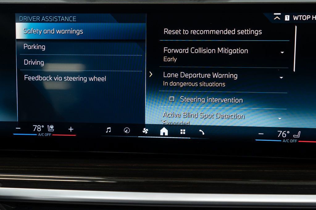 Used 2025 BMW X6 xDrive40i image 29