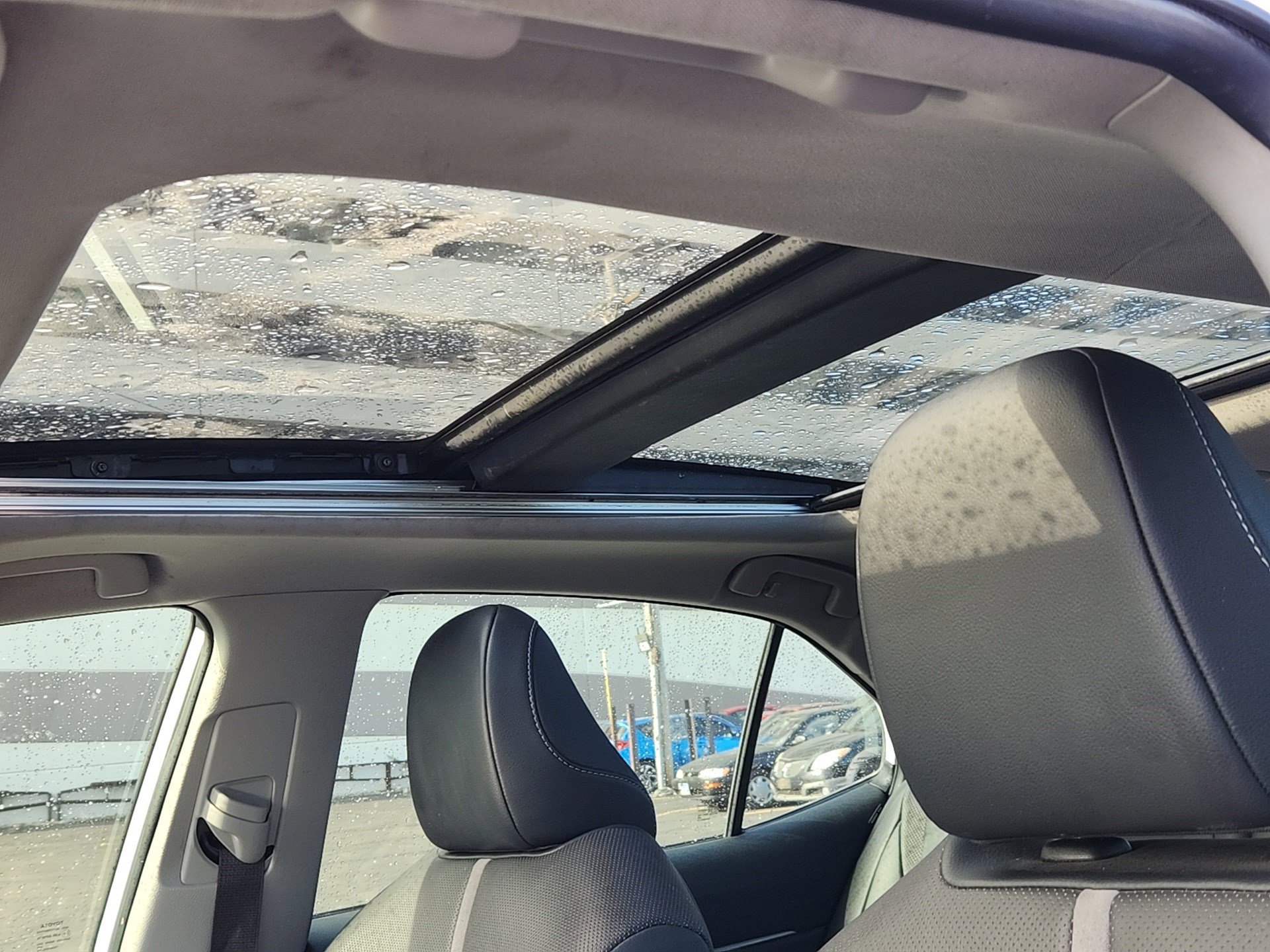 Used 2024 Toyota Camry XSE w/ Navigation Package image 20