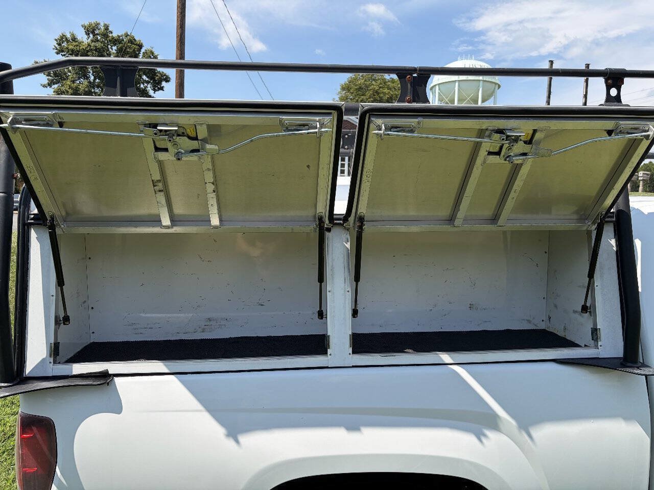 Used 2009 Chevrolet Colorado W/T RWD image 10