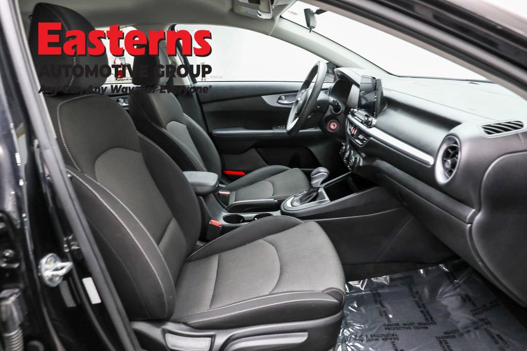 Used 2023 Kia Forte LXS image 24