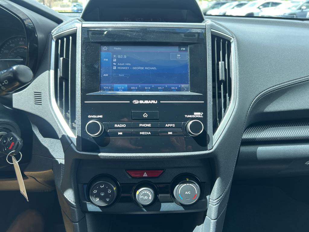 Used 2019 Subaru Crosstrek 2.0i w/ Eyesight System image 12