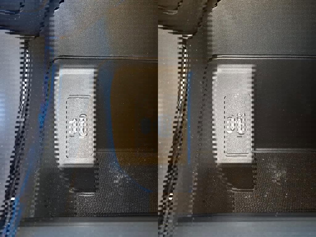 Certified 2024 Ford F150 XLT w/ Equipment Group 302A MID image 15