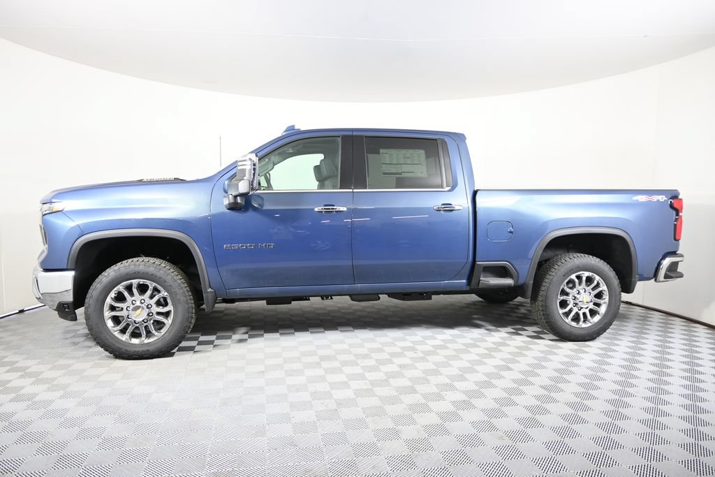 New 2026 Chevrolet Silverado 2500 LTZ w/ LTZ Convenience Package AWD/4WD image 2