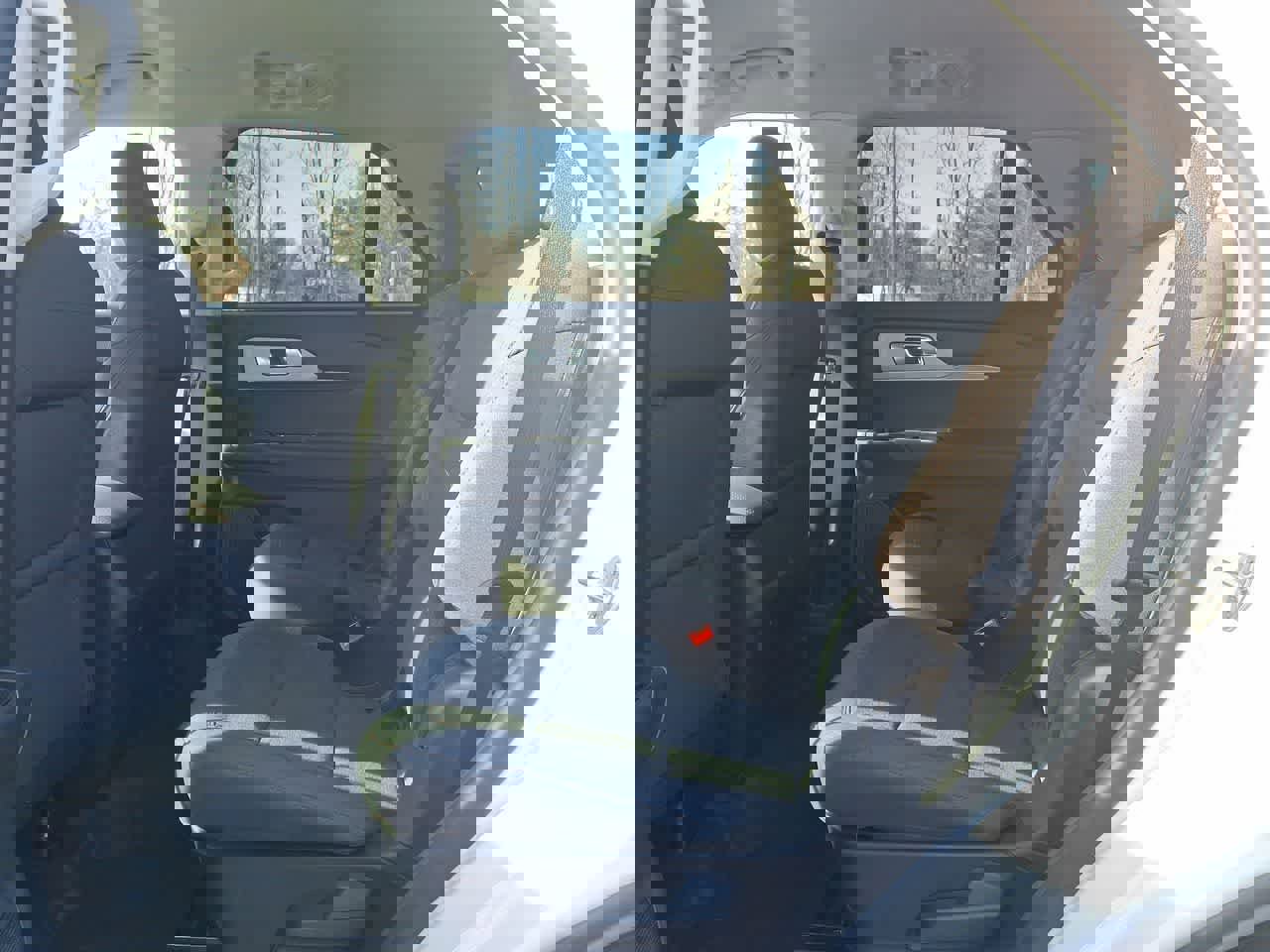 Used 2025 Ford Explorer Active image 26