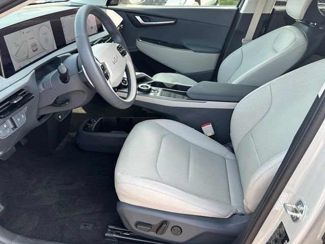 Used 2024 Kia EV6 Wind w/ Wind Technology Package AWD/4WD image 17