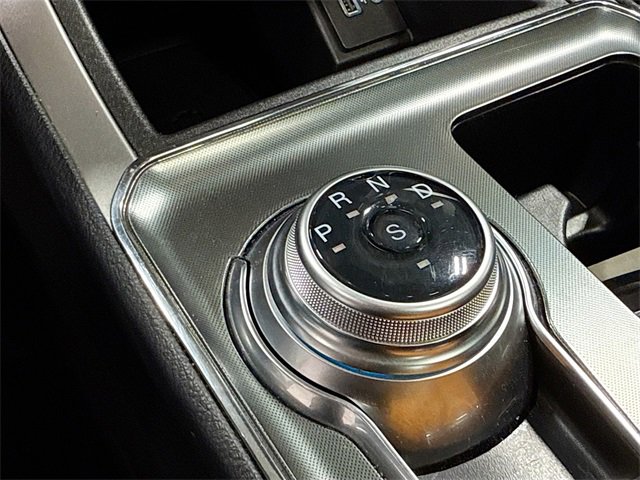 Used 2022 Ford Edge ST-Line image 18