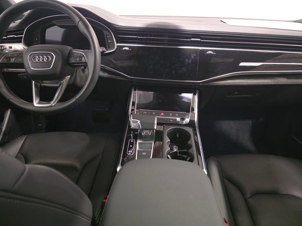 Certified 2025 Audi Q8 Premium Plus w/ Premium Plus Package AWD/4WD image 13