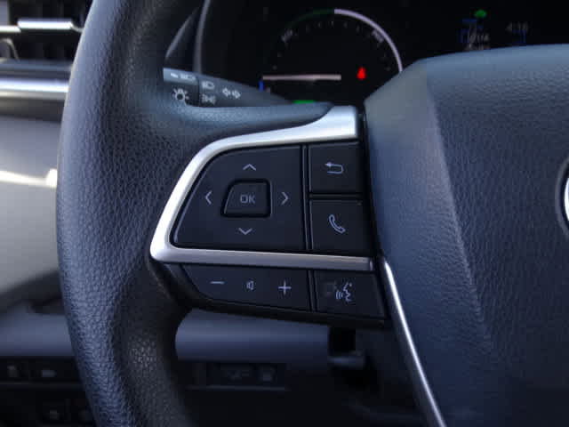 Certified 2021 Toyota Sienna LE image 36