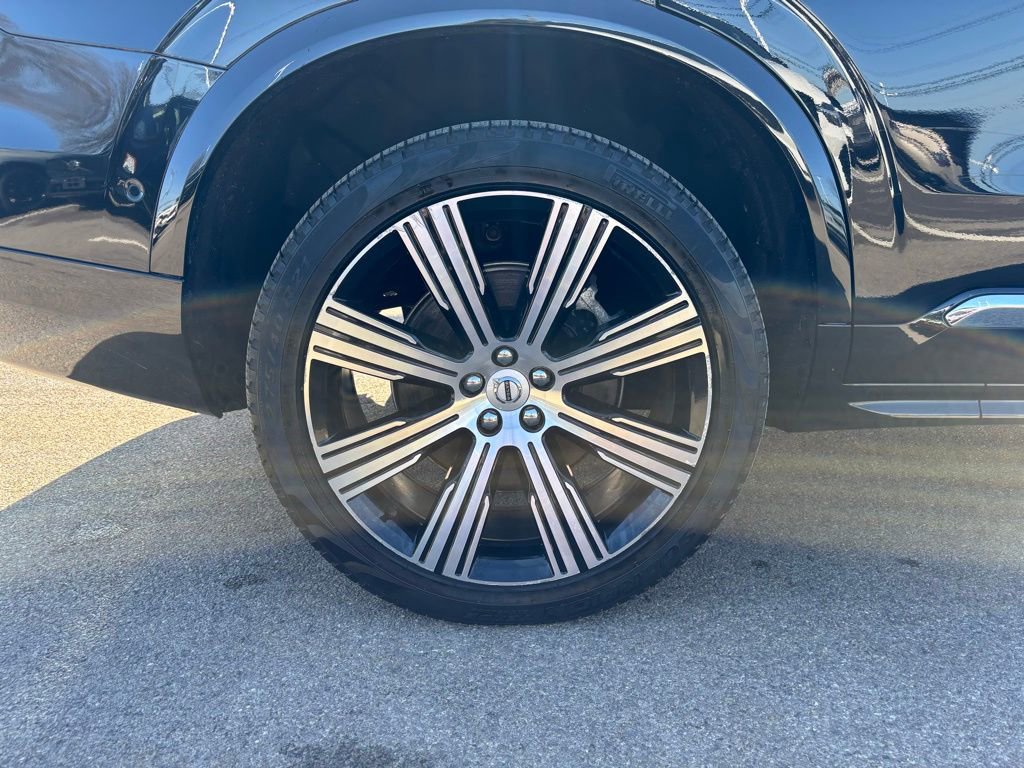 Certified 2024 Volvo XC90 T8 Ultimate w/ Protection Package Premier image 34