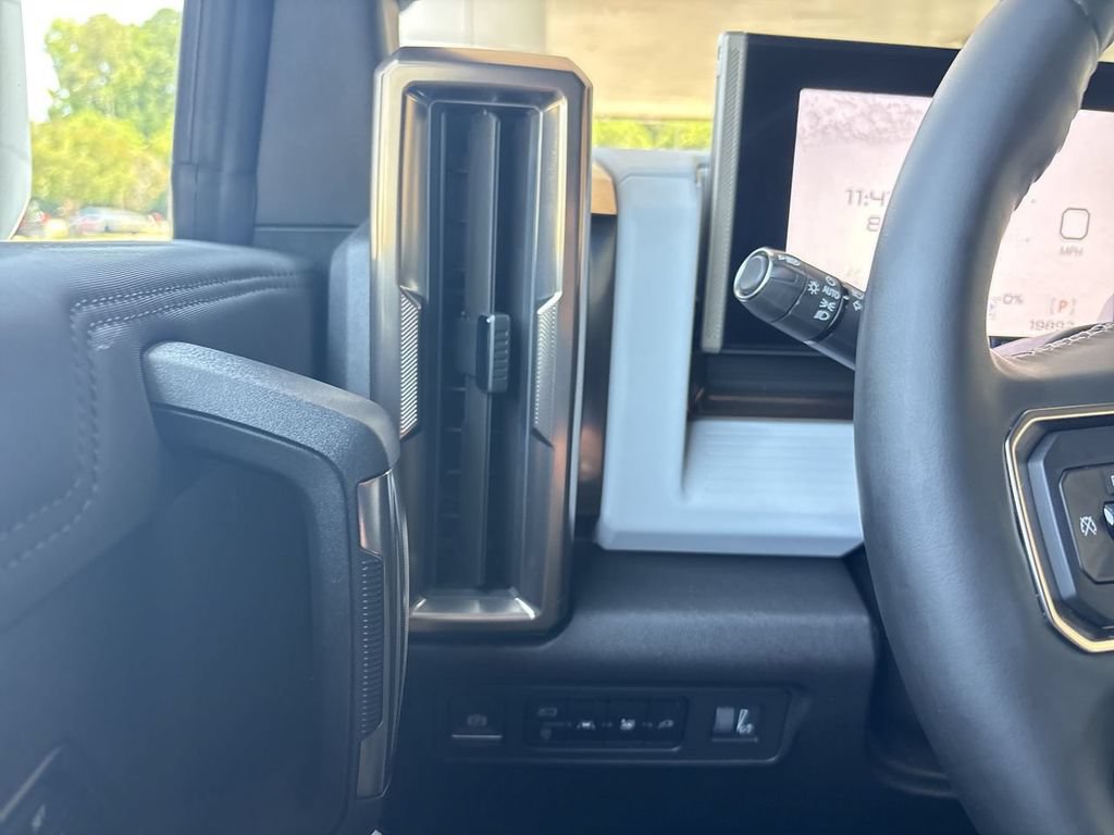 Certified 2025 GMC Hummer EV 3X AWD/4WD image 18