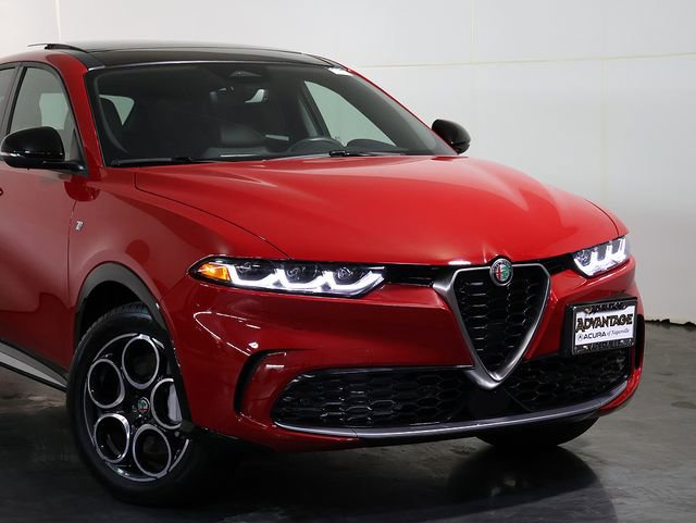 Used 2024 Alfa Romeo Tonale Ti AWD/4WD image 6