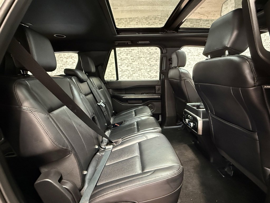 Used 2019 Ford Expedition XLT w/ Equipment Group 202A image 11